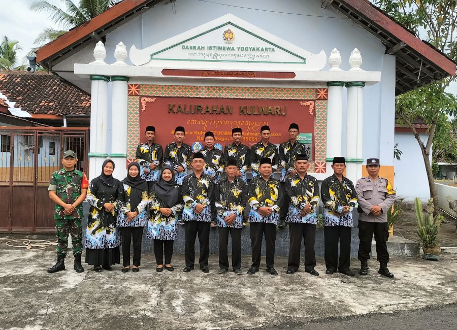 APARATUR PEMERINTAH KALURAHAN KULWARU